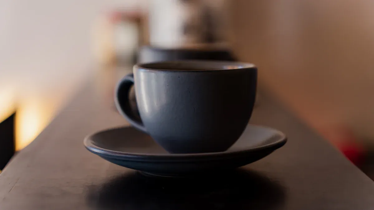 Taste and Benefits of Tea Cups