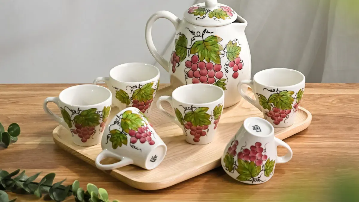 clayesouk’s Unique Wedding China