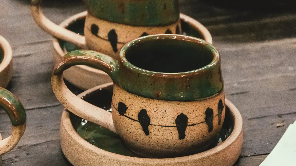 Why Specialty Coffee Shops Choose Handmade Ceramic Cups