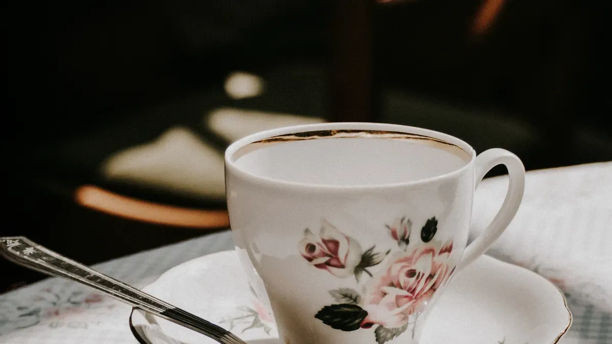 Making Cups the Focal Point