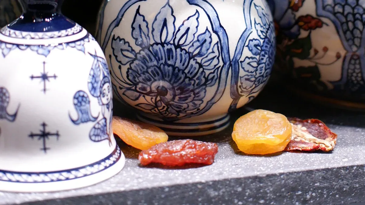 Ming and Qing Ceramics: Global Icons
