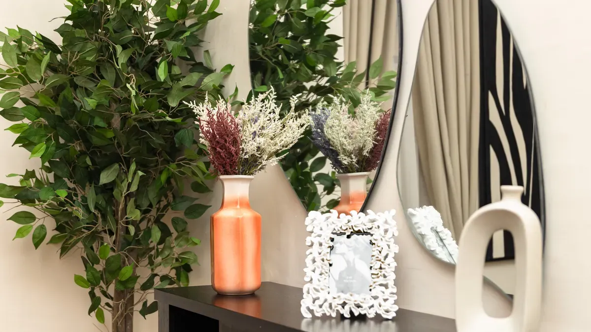 Placement Strategies and Handmade Ceramic Mirrors