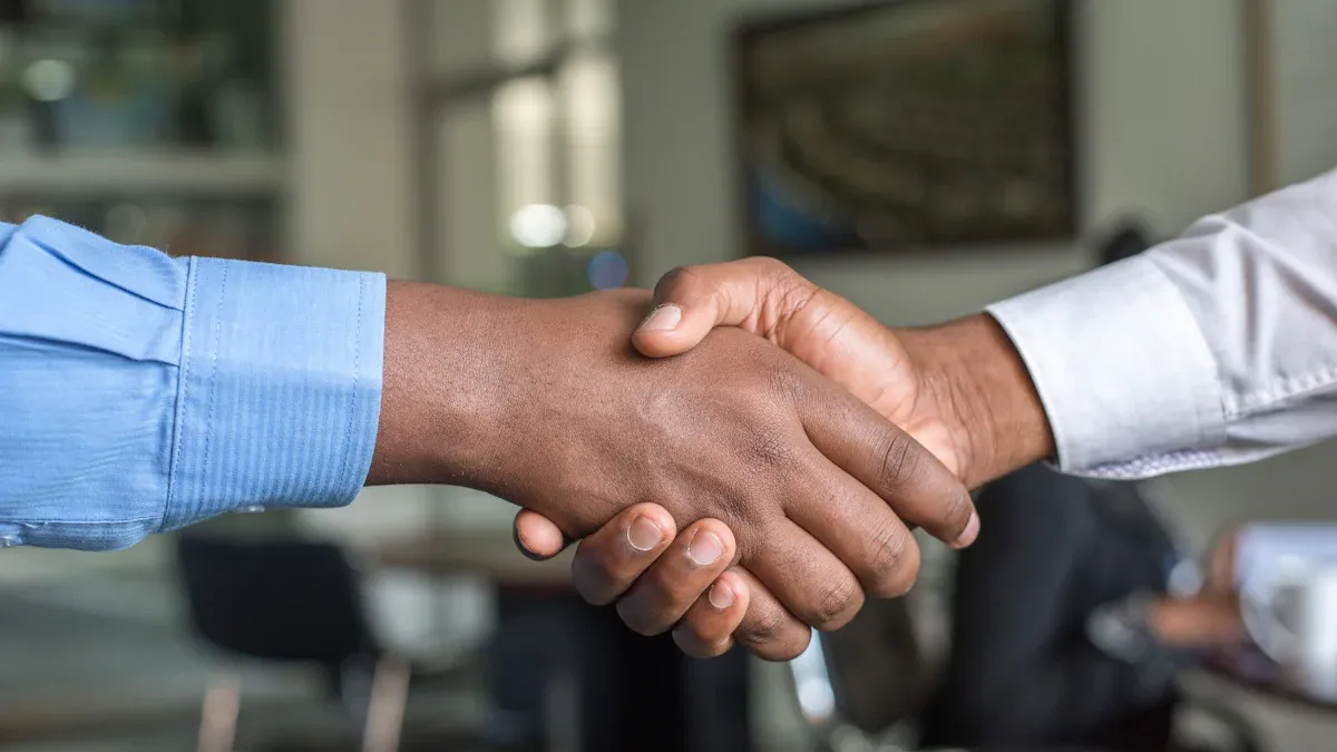 Why Trade Shows Beat Online Sourcing